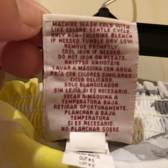 MERONA Pineapple Print Pleated Skirt w/Pockets - Picture 6 of 6